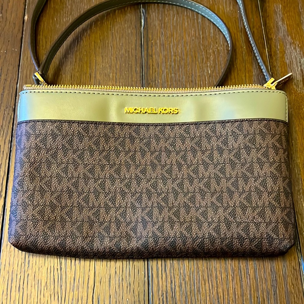 Michael Kors cross body.